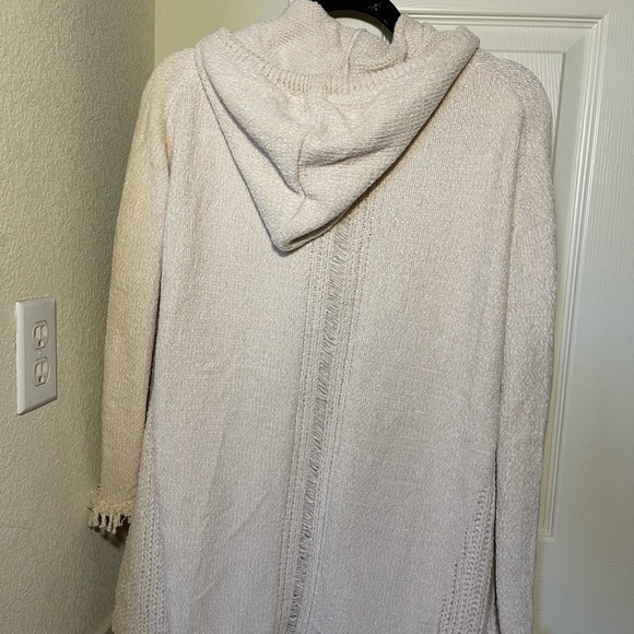 Knitted Sweater - Picture 2 of 2